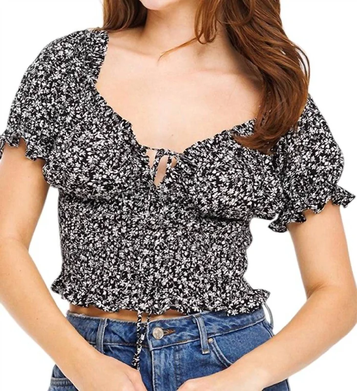 Big Discounts Get It Together Floral Top In Black