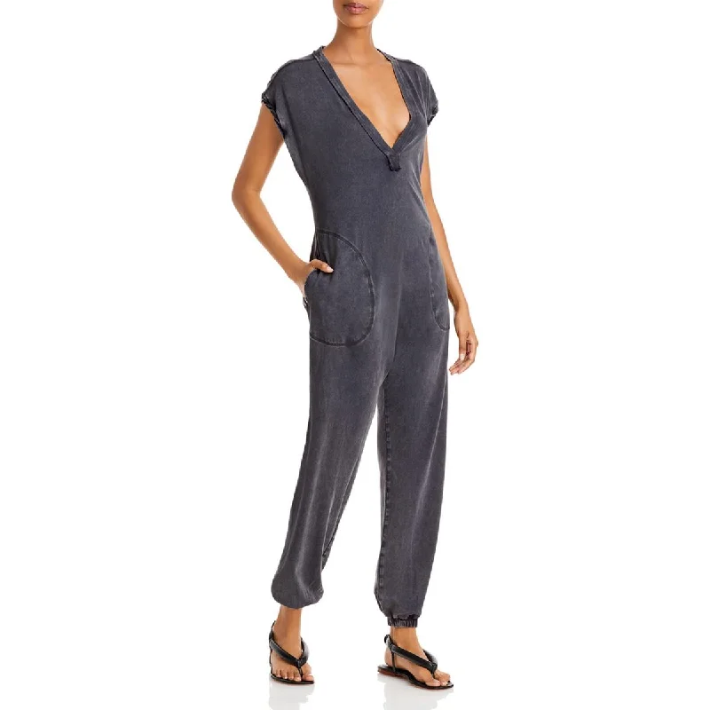 Versatile Wardrobe Essentials FP Movement by Free People Womens Hot Shot V Neck Open Back Jumpsuit