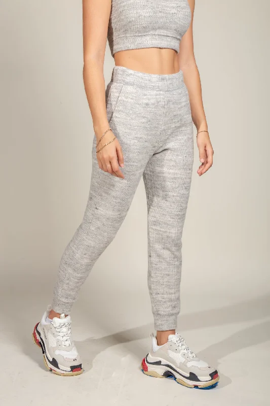 Timeless Elegance Gene Soft Knit Jogger